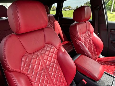 Used 2023 Audi SQ5 Prestige w/ Prestige Package AWD/4WD image 41