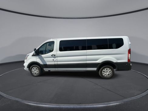 Used 2024 Ford Transit 350 XLT RWD image 5