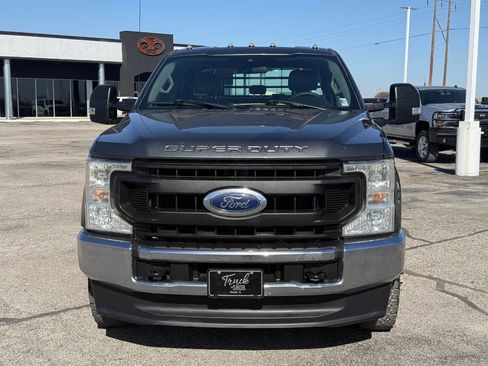 Used 2020 Ford F350 XL w/ Power Equipment Group image 2