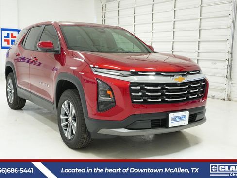 New 2026 Chevrolet Equinox LT image 3