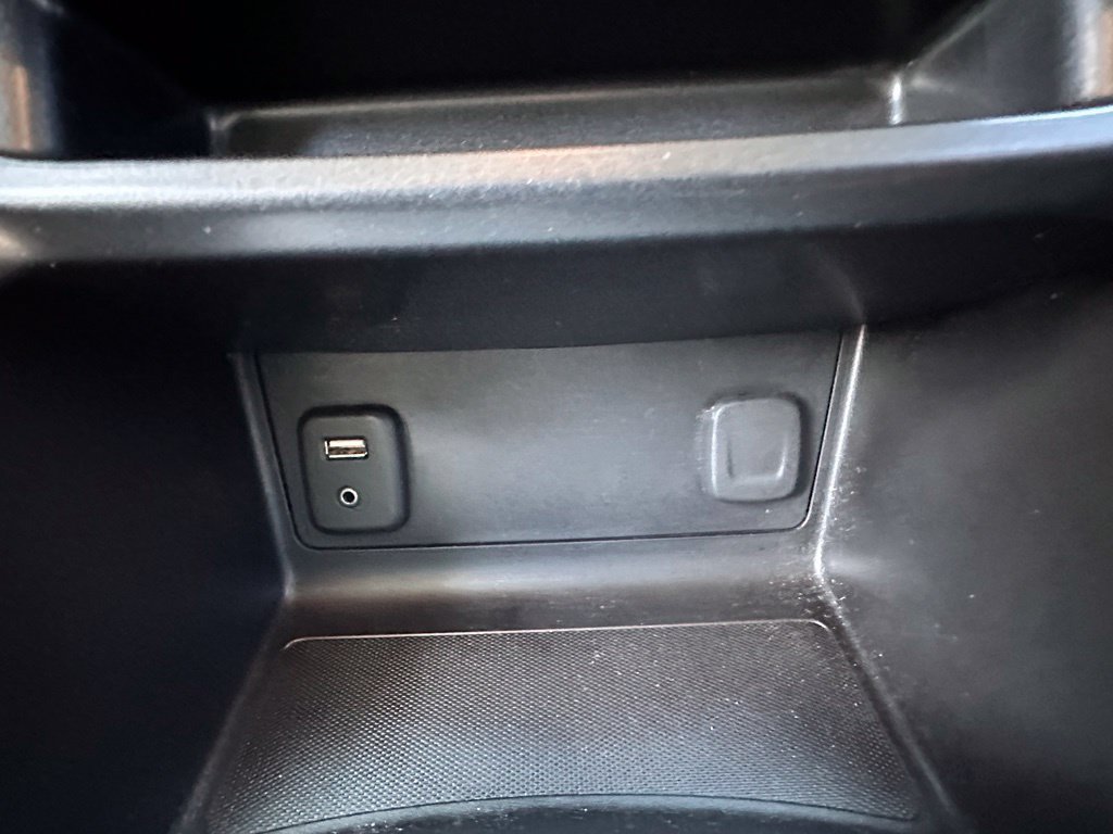 Used 2018 Chevrolet Colorado LT AWD/4WD image 32