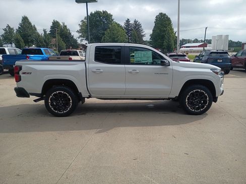 New 2026 Chevrolet Colorado Z71 w/ Technology Package AWD/4WD image 2