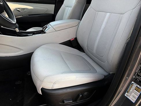 Certified 2025 Hyundai Tucson SEL image 10