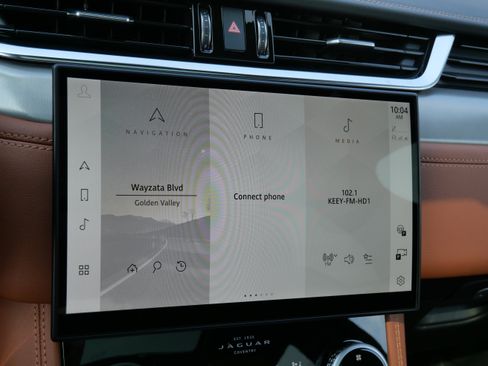 Certified 2026 Jaguar F-PACE R-Dynamic S AWD/4WD image 23