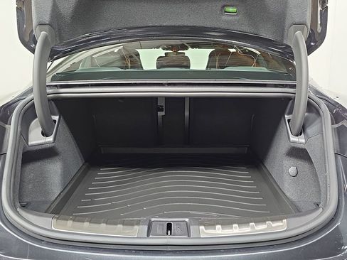 New 2026 Porsche Taycan 4 image 31