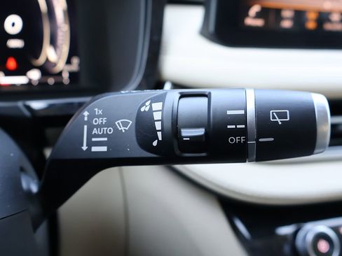 Used 2023 INFINITI QX60 Luxe w/ Vision Package FWD image 49