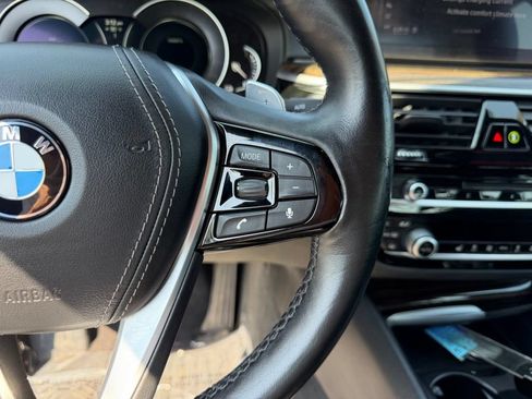 Used 2019 BMW 530e RWD image 20