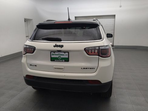 Used 2018 Jeep Compass Limited w/ Navigation Group AWD/4WD image 7