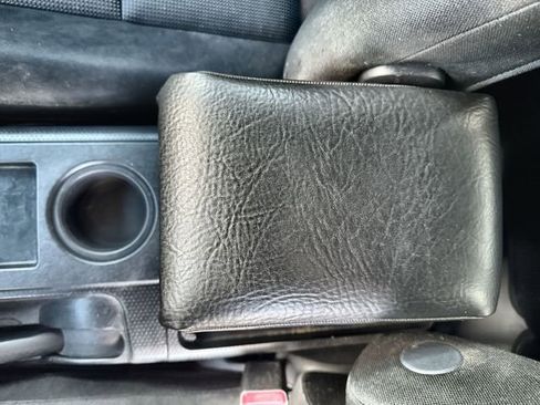 Used 2014 Toyota FJ Cruiser 4WD w/ Upgrade Package image 27