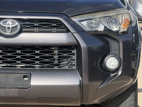 Used 2014 Toyota 4Runner SR5 RWD image 7