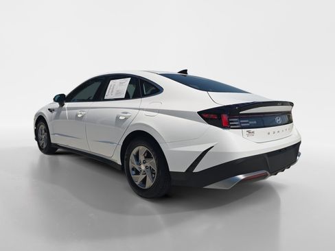 Certified 2026 Hyundai Sonata SE FWD image 5