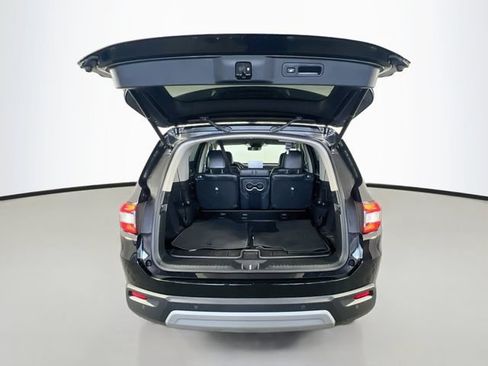 Used 2025 Honda Pilot EX-L image 29