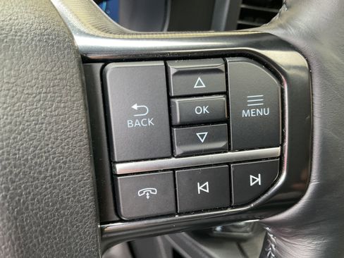 Used 2025 Ford F350 Platinum w/ FX4 Off-Road Package image 35