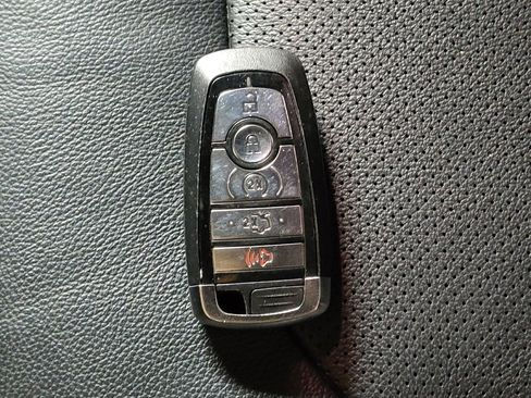 Used 2018 Ford Explorer Sport w/ Equipment Group 401A AWD/4WD image 32