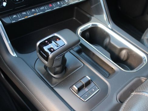 Used 2024 GMC Sierra 1500 Denali image 29