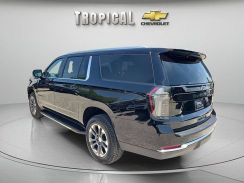 New 2026 Chevrolet Suburban LT w/ Comfort Package RWD image 3
