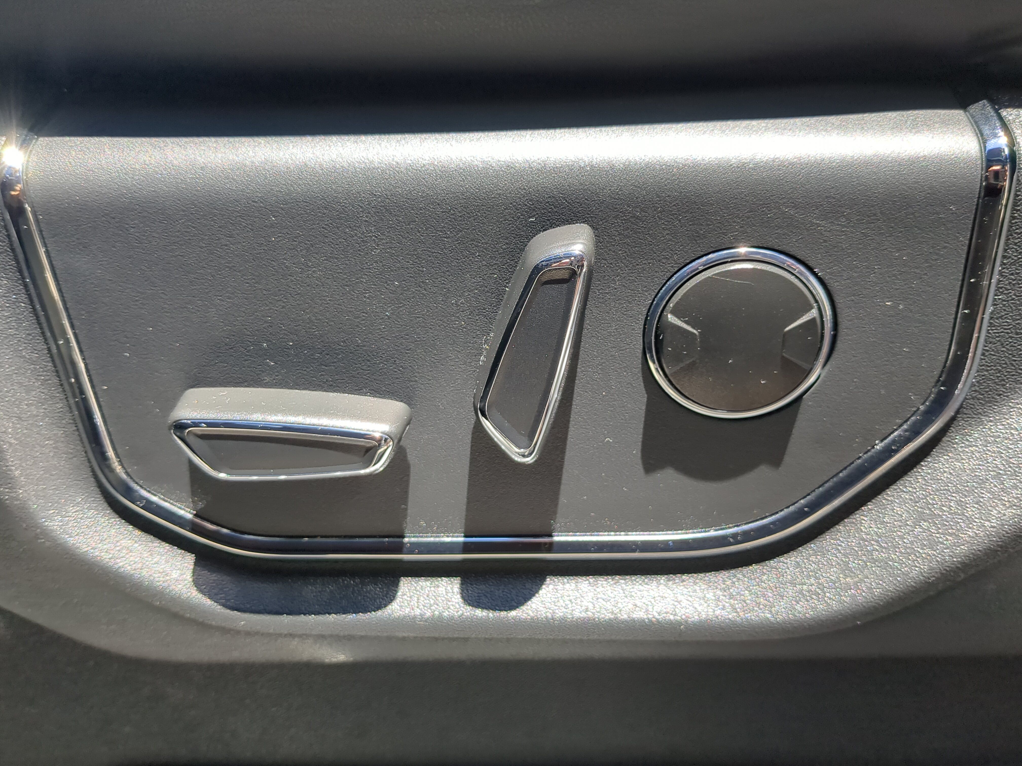 Used 2023 Ford Expedition Platinum AWD/4WD image 30