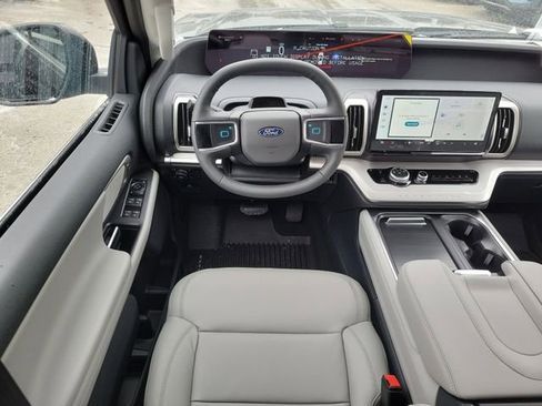 New 2026 Ford Expedition Max Active image 11