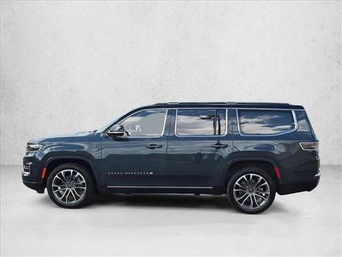 Used 2024 Jeep Grand Wagoneer Series III w/ Rear Seat Video Group 1 AWD/4WD image 9