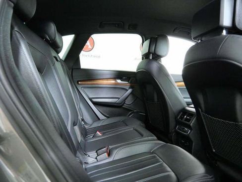 Used 2023 Audi Q5 2.0T Premium w/ Convenience Package AWD/4WD image 13