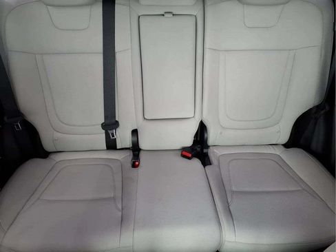 Used 2025 Hyundai Tucson SE FWD image 16