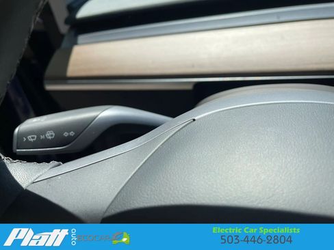 Used 2024 Tesla Model Y Long Range RWD image 36