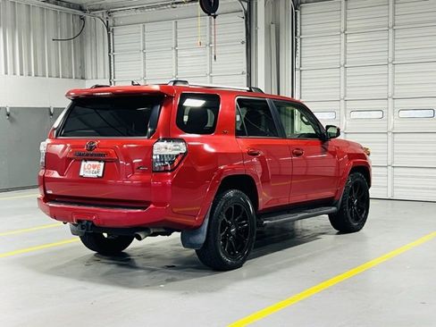 Used 2020 Toyota 4Runner SR5 image 16