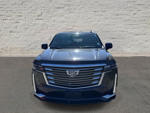 Used 2022 Cadillac Escalade Sport Platinum w/ Heavy-Duty Trailer Package image 2