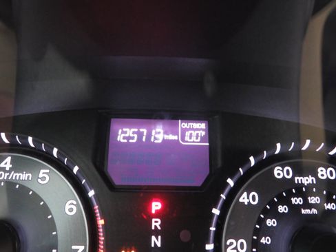 Used 2016 Honda Odyssey SE image 18