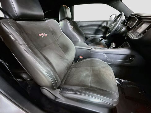 Used 2016 Dodge Challenger R/T Scat Pack w/ Leather Interior Group RWD image 27