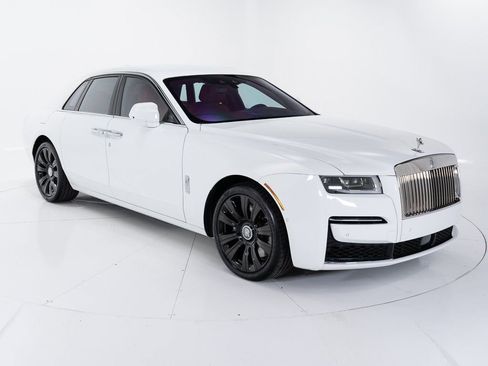Certified 2022 Rolls-Royce Ghost w/ Ghost Package image 7