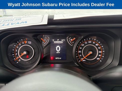 Used 2025 Jeep Gladiator Sport AWD/4WD image 17
