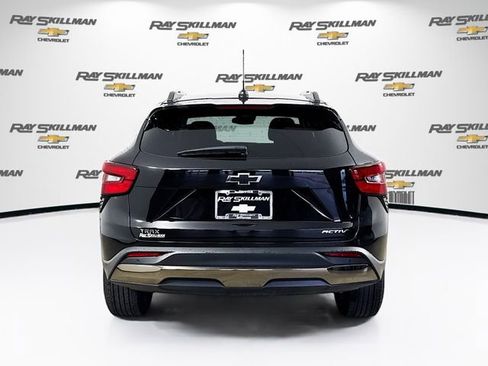 Used 2025 Chevrolet Trax ACTIV w/ Driver Confidence Package FWD image 6