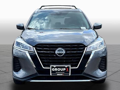Certified 2024 Nissan Kicks SV w/ Interior Electronics Package FWD image 4