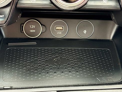 Used 2023 Genesis G70 2.0T w/ Sport Prestige Package AWD/4WD image 34