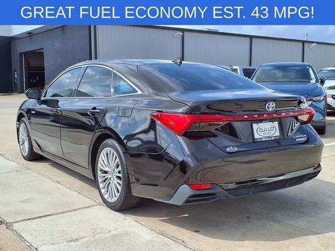 Used 2019 Toyota Avalon Limited FWD image 7