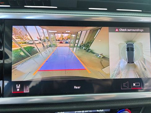 Used 2023 Audi Q3 2.0T Premium Plus image 19