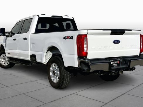 Used 2024 Ford F250 XLT image 9