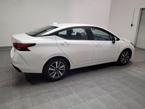 Used 2024 Nissan Versa SV FWD image 10