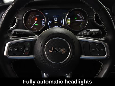 Used 2023 Jeep Wrangler Unlimited Sahara w/ Cold Weather Group AWD/4WD image 15