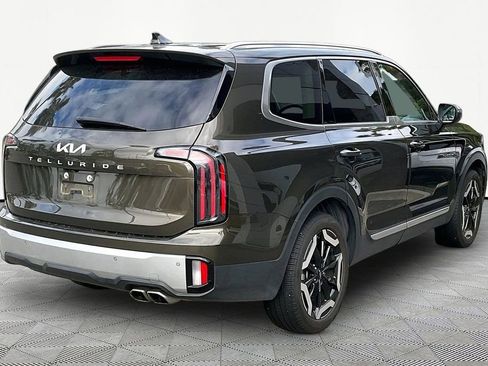 Certified 2024 Kia Telluride EX w/ EX Captain's Chair Package FWD image 5