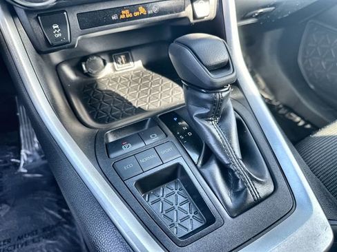 Used 2025 Toyota RAV4 LE image 23