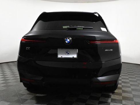 Used 2026 BMW iX xDrive45 w/ Premium Package image 6