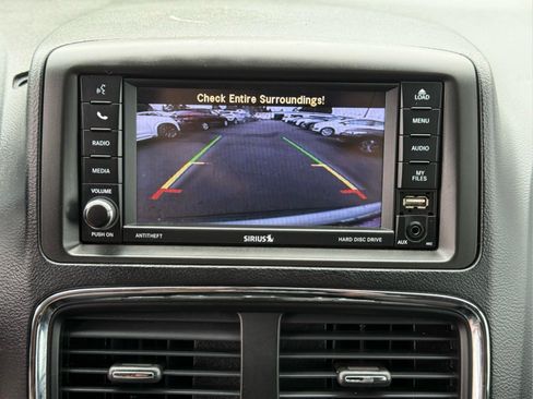 Used 2018 Dodge Grand Caravan SE FWD image 24