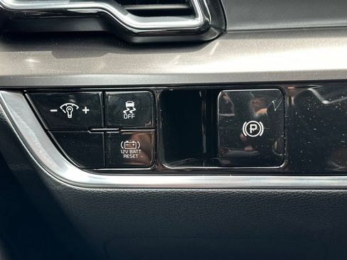Certified 2023 Kia Sportage EX AWD/4WD image 31