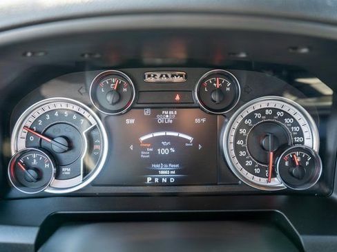 Used 2022 RAM 1500 Classic Warlock w/ Electronics Group AWD/4WD image 17