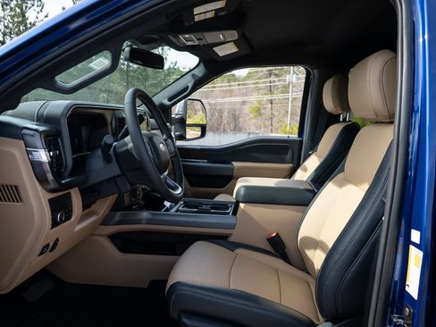 New 2026 Ford F250 Lariat w/ Lariat Premium Package AWD/4WD image 14