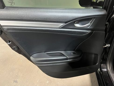 Used 2017 Honda Civic EX-L image 16