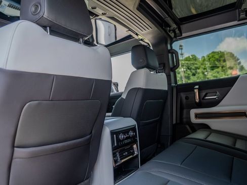 Used 2025 GMC Hummer EV 3X AWD/4WD image 20