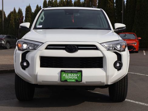 Used 2022 Toyota 4Runner SR5 Premium w/ TRD Black Wheel Package (TMS) image 10